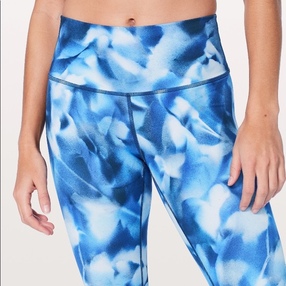 NWT BBBM LULULEMON WUNDER UNDER HR TIGHT BLOSSOM - Picture 5 of 7